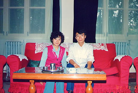 �z�e���̏]�ƈ�