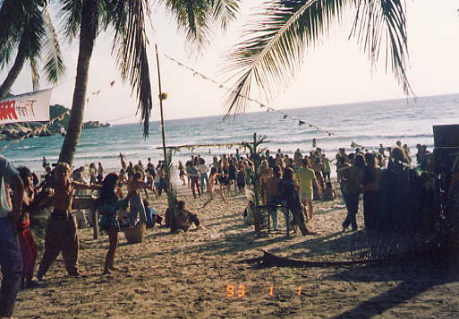 �����𗁂т�