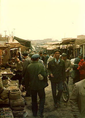 �J�V���K���̎s��